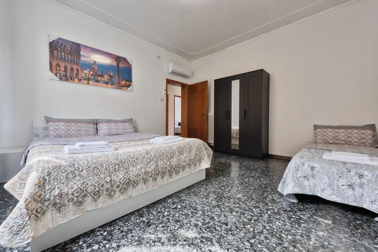 Guest house Cozy Best Room In City With Free Parking Venice