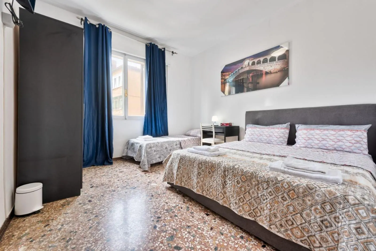 Guest house Cozy Best Room In City With Free Parking Venice